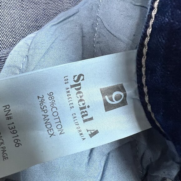 Special A Jeans Women’s Blue Straight Leg Distressed Pockets Size 9 NWT - Picture 12 of 12